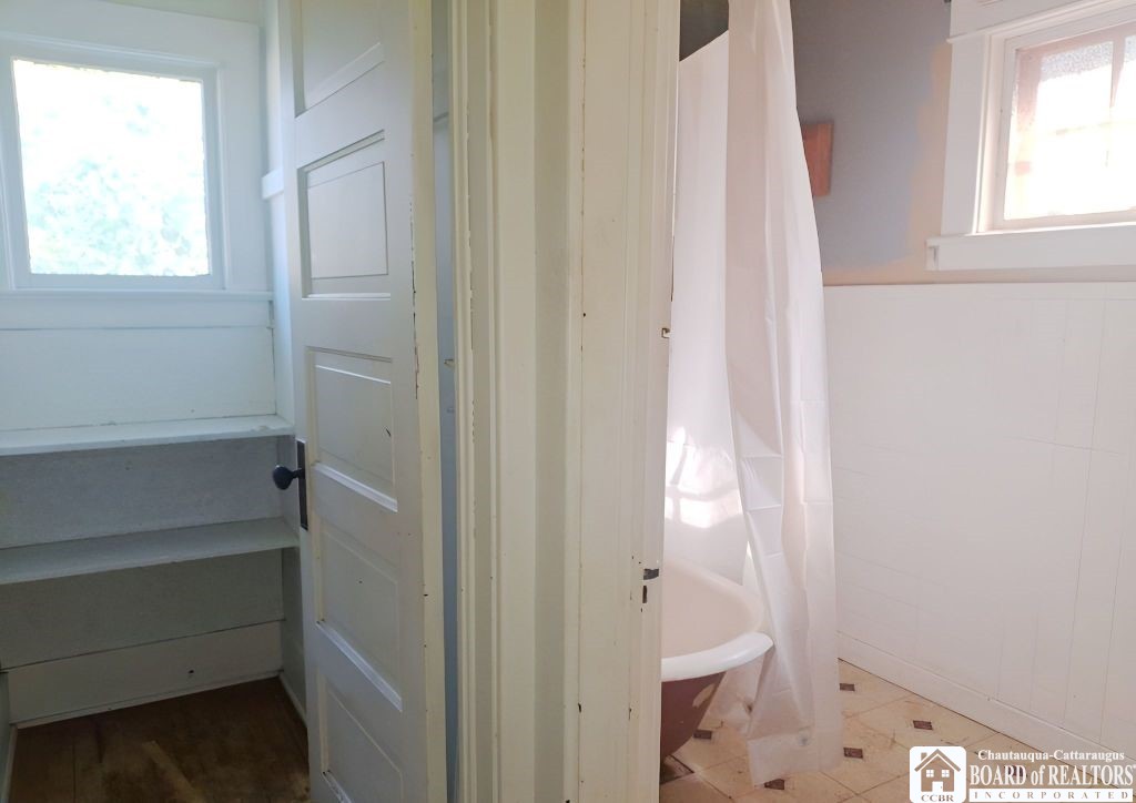 309 South 3rd Street Olean, NY 14760 - Photo 9 of 14 Upstairs full bath and linen closet