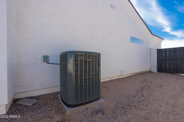 $485,000 | 14833 South Brook Hollow Road, Arizona City, AZ 85123