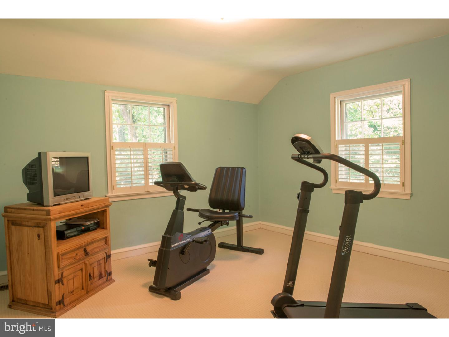 144 Hewett Road Wyncote, PA 19095 - Photo 21 of 25