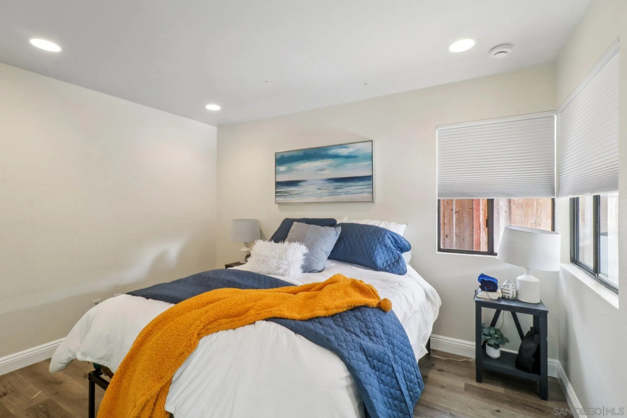 2829 Forest View Way Carlsbad, CA 92008 - Photo 20 of 39 Bedroom