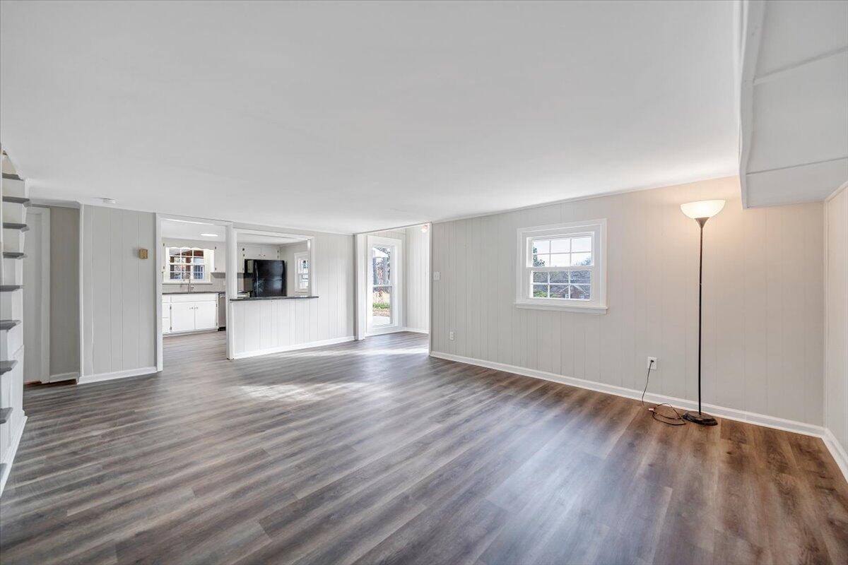 4315 Cravens Creek Road Southwest Roanoke, VA 24018 - Photo 15 of 43 06-MIB04696