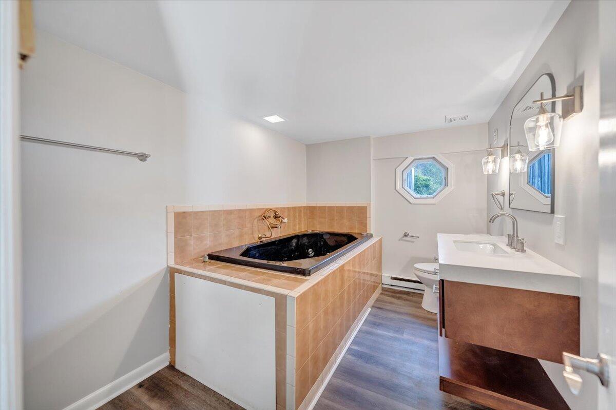 4315 Cravens Creek Road Southwest Roanoke, VA 24018 - Photo 18 of 43 11-MIB04714