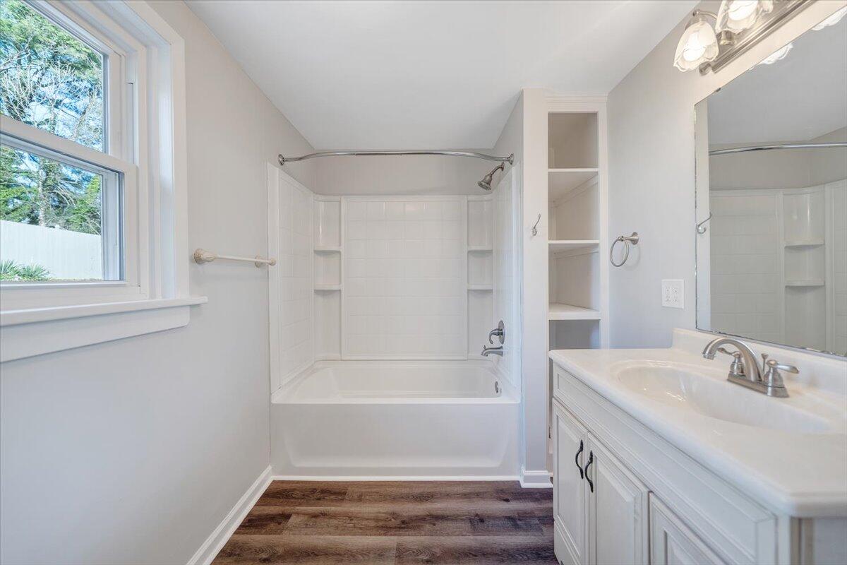 4315 Cravens Creek Road Southwest Roanoke, VA 24018 - Photo 28 of 43 27-MIB04765