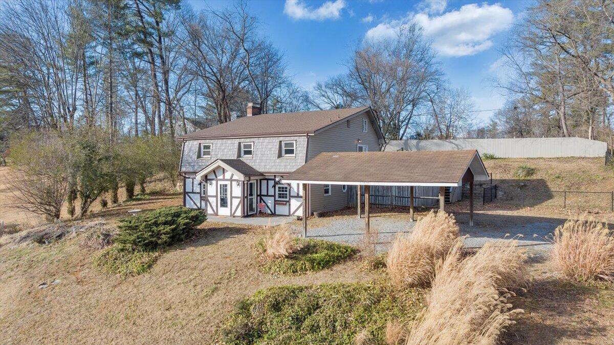 4315 Cravens Creek Road Southwest Roanoke, VA 24018 - Photo 3 of 43 50-DJI_20251229145044_0005_D_MIB