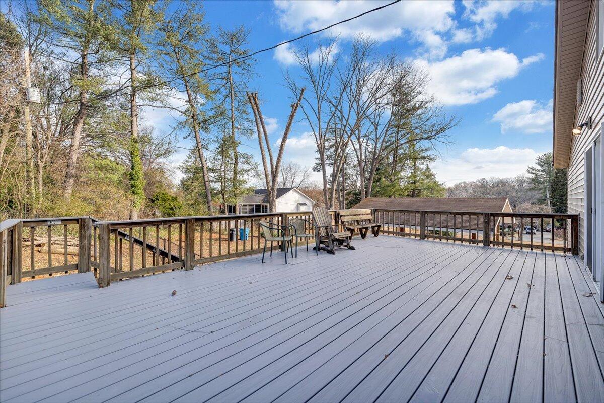 4315 Cravens Creek Road Southwest Roanoke, VA 24018 - Photo 31 of 43 35-MIB04798