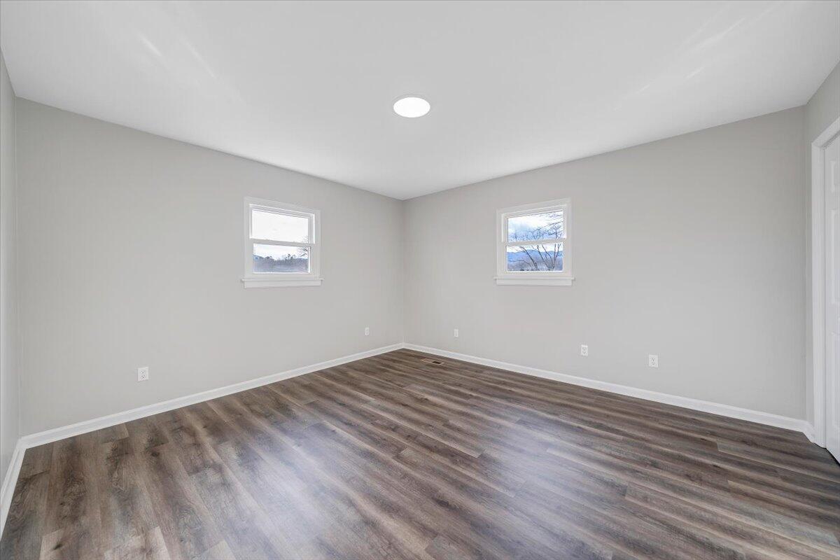 4315 Cravens Creek Road Southwest Roanoke, VA 24018 - Photo 33 of 43 19-MIB04726