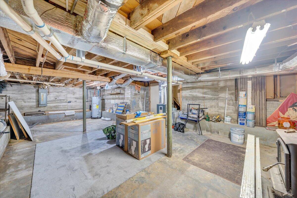 4315 Cravens Creek Road Southwest Roanoke, VA 24018 - Photo 41 of 43 31-MIB04723