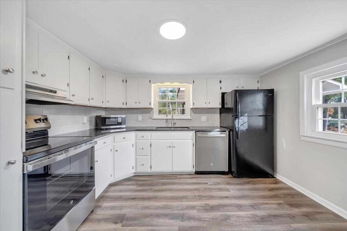 4315 Cravens Creek Road Southwest Roanoke, VA 24018 - Photo 10 of 43 08-MIB04705