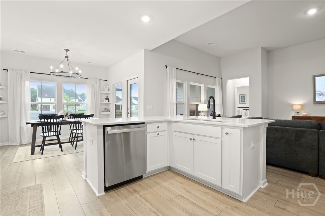 137 Binscombe Lane Pooler, GA 31322 - Photo 11 of 35