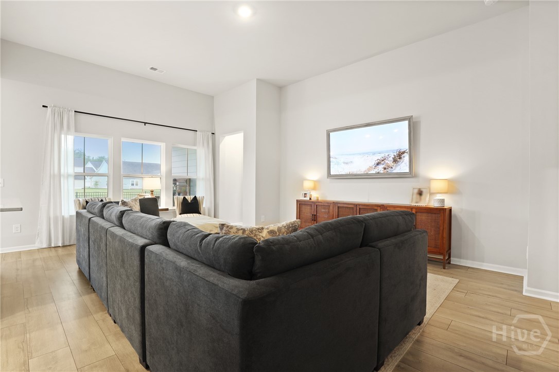 137 Binscombe Lane Pooler, GA 31322 - Photo 8 of 35