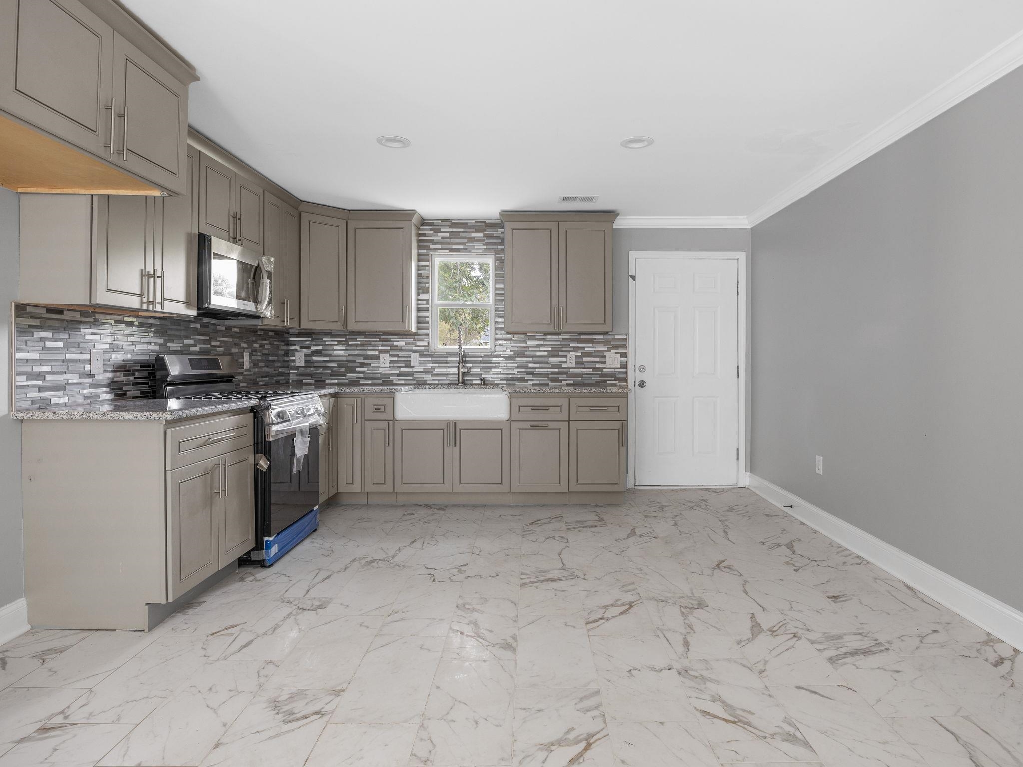 603 West 5th Avenue Easley, SC 29640 - Photo 16 of 31