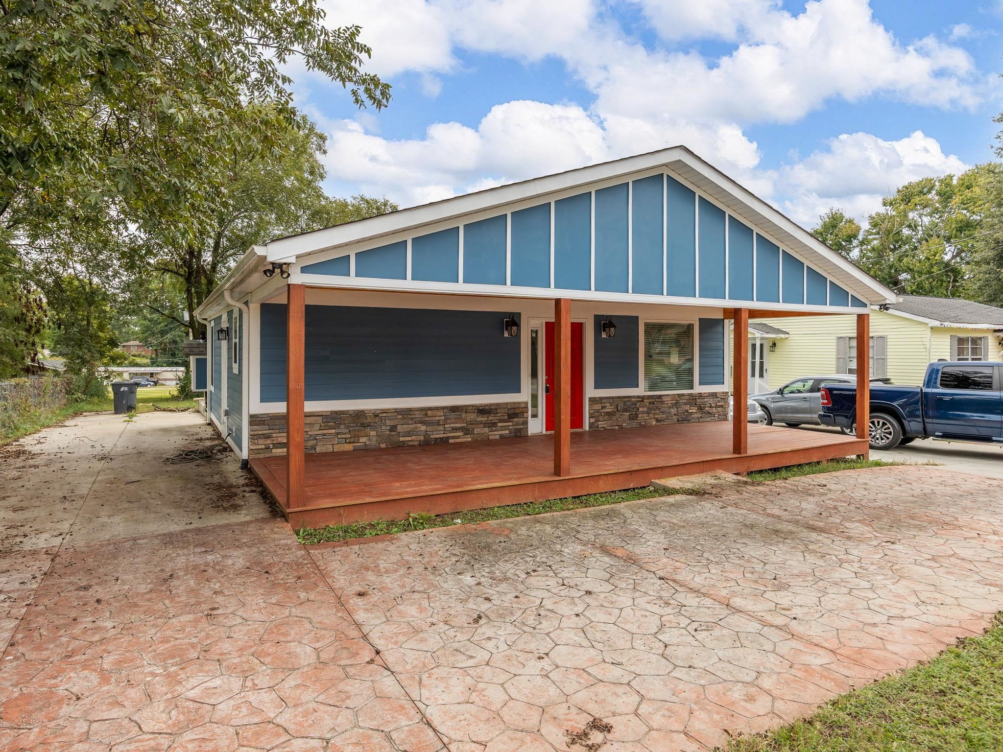 603 West 5th Avenue Easley, SC 29640 - Photo 2 of 31