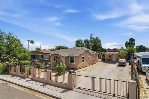 $409,900 | Undisclosed Address, Lamont, CA 93241