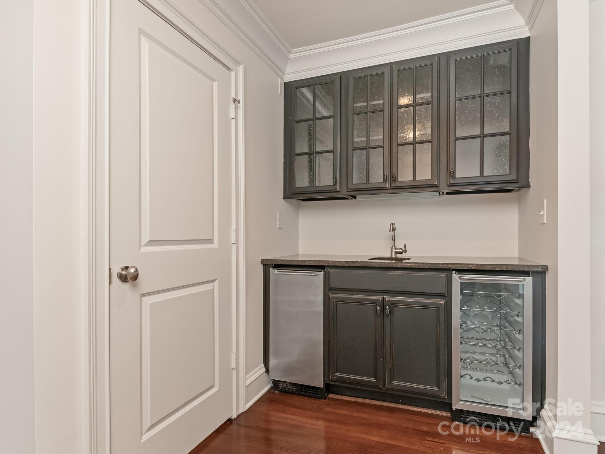 1232 Providence Road Charlotte, NC 28207 - Photo 16 of 37 Gallery Image 16