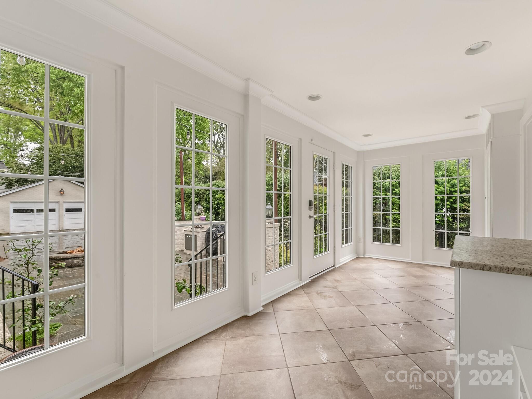 1232 Providence Road Charlotte, NC 28207 - Photo 17 of 37 Gallery Image 17