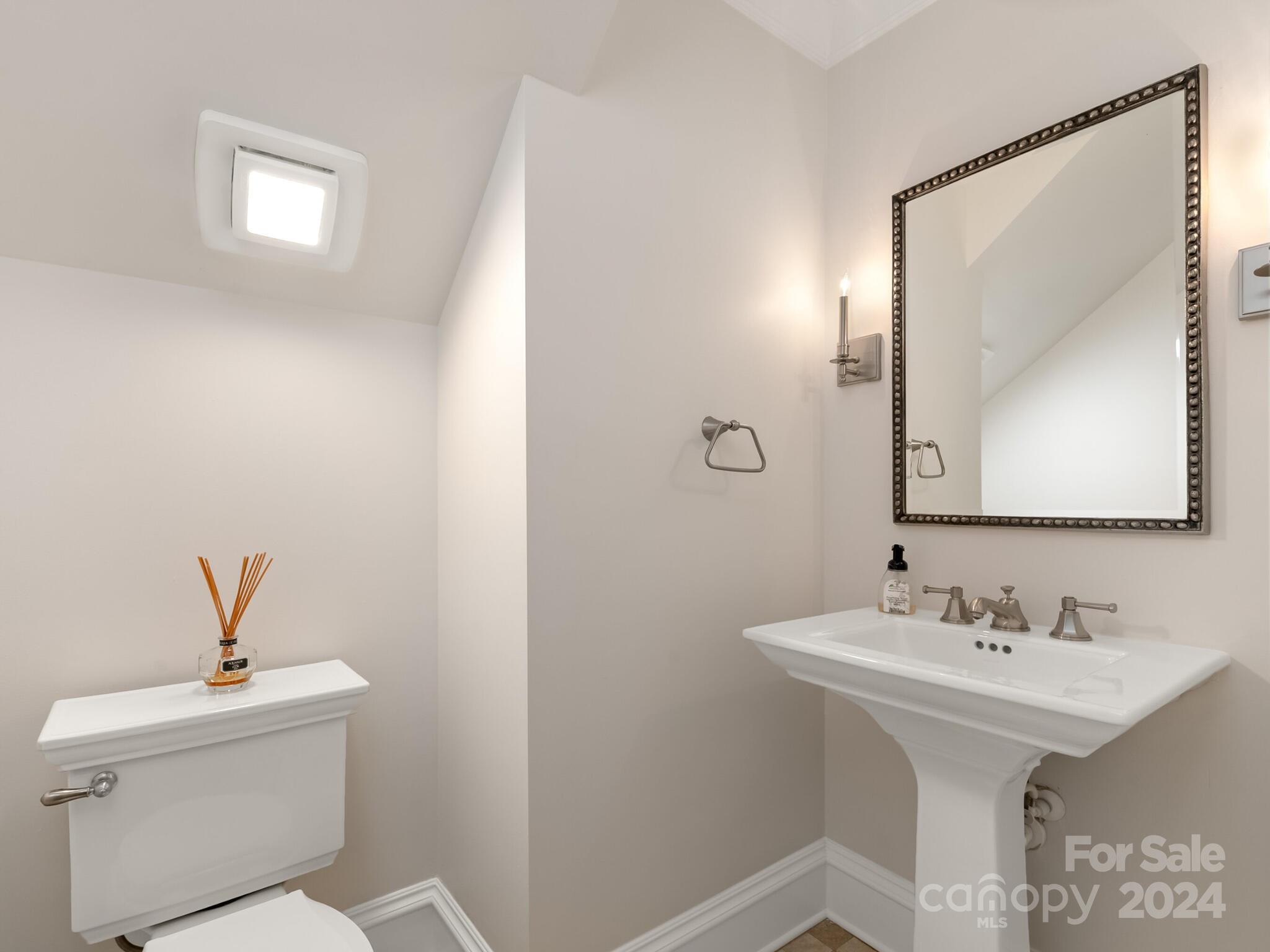 1232 Providence Road Charlotte, NC 28207 - Photo 19 of 37 Gallery Image 19