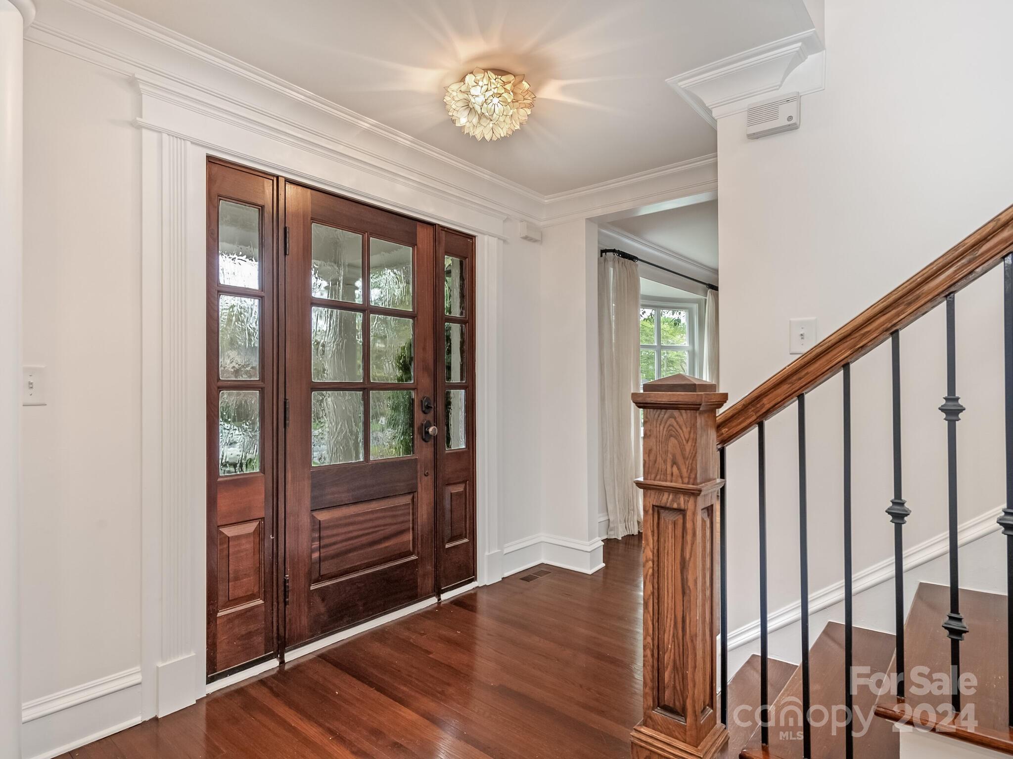 1232 Providence Road Charlotte, NC 28207 - Photo 3 of 37 Gallery Image 3