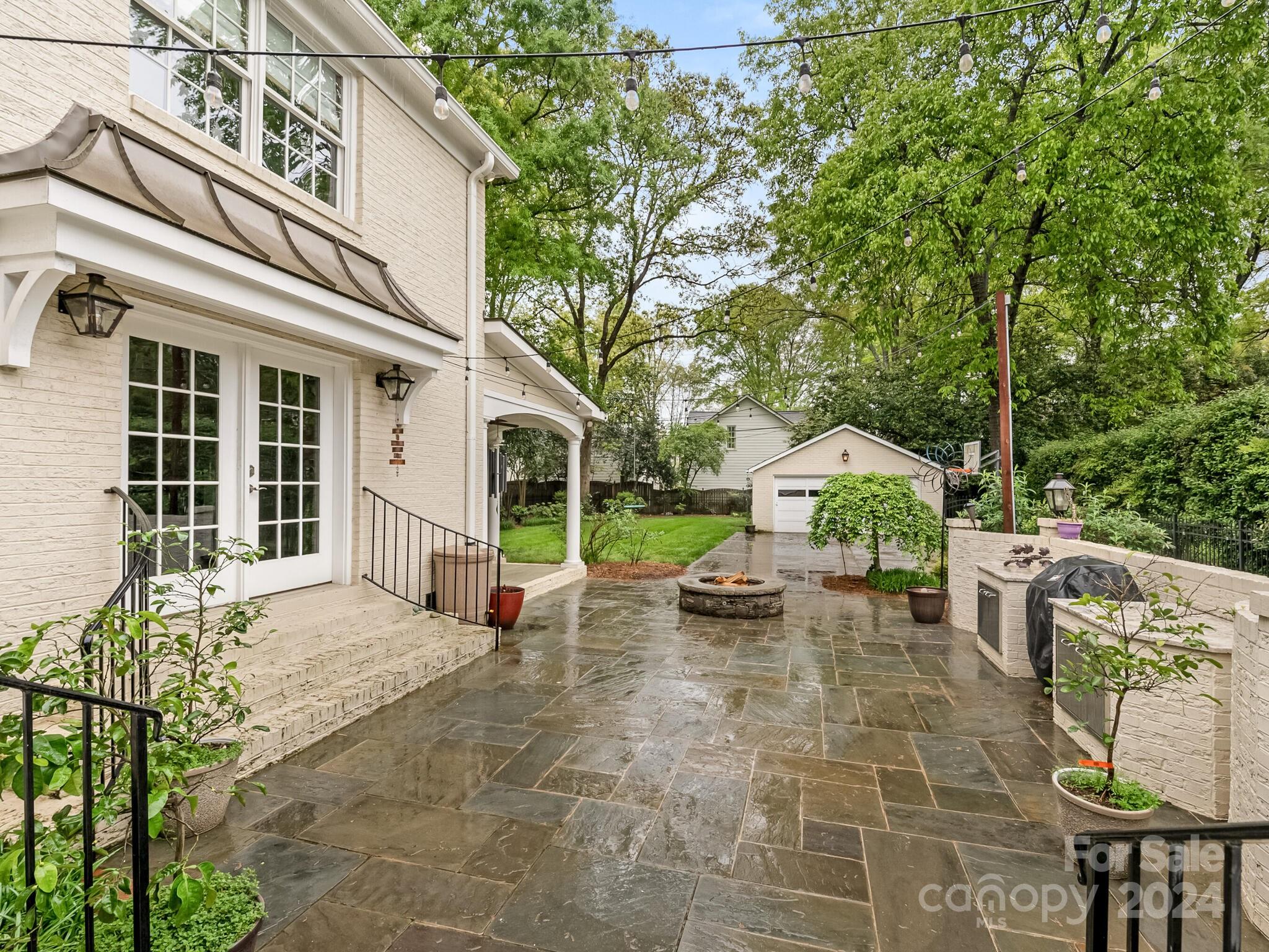 1232 Providence Road Charlotte, NC 28207 - Photo 33 of 37 Gallery Image 33