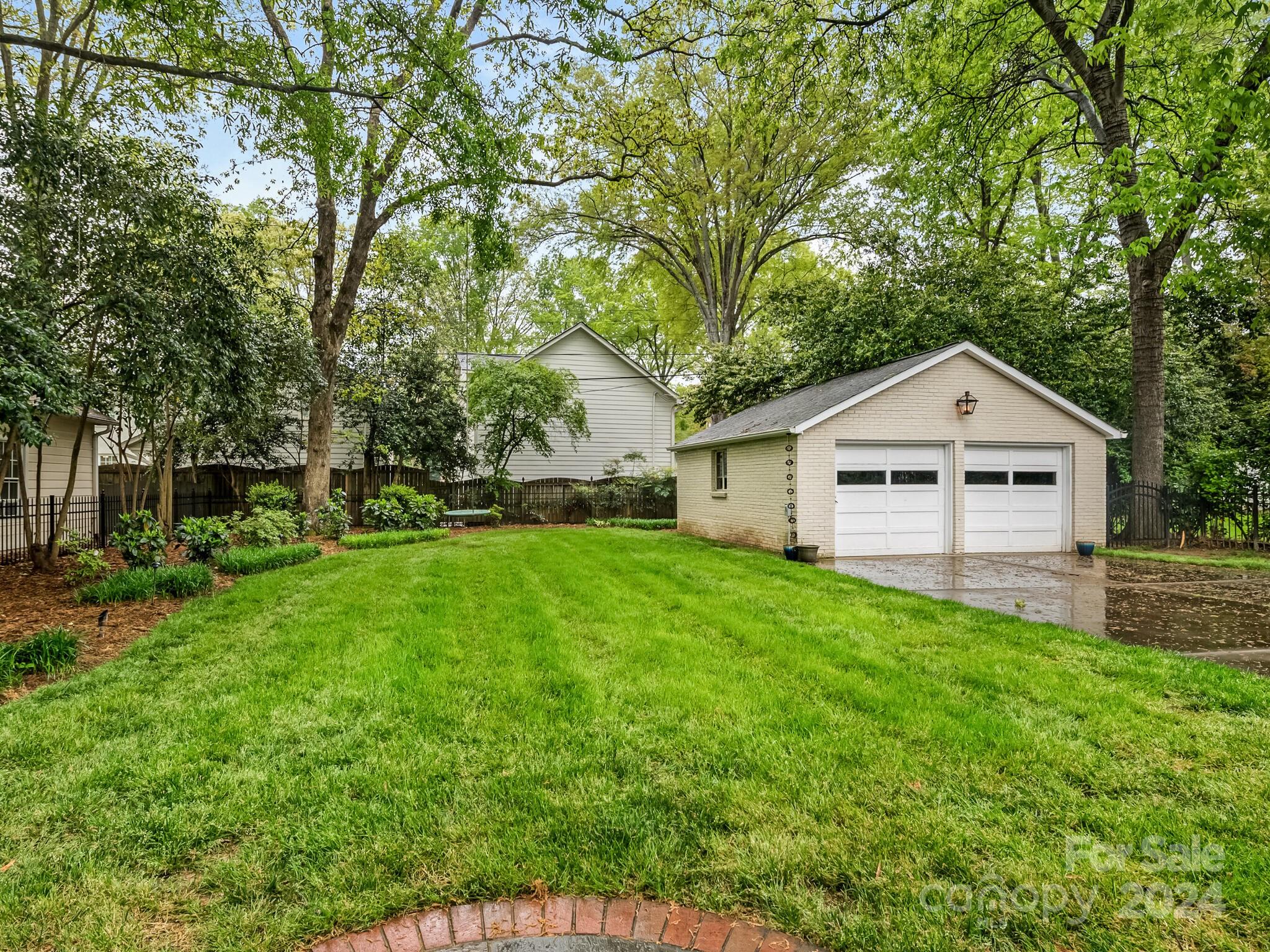 1232 Providence Road Charlotte, NC 28207 - Photo 36 of 37 Gallery Image 36