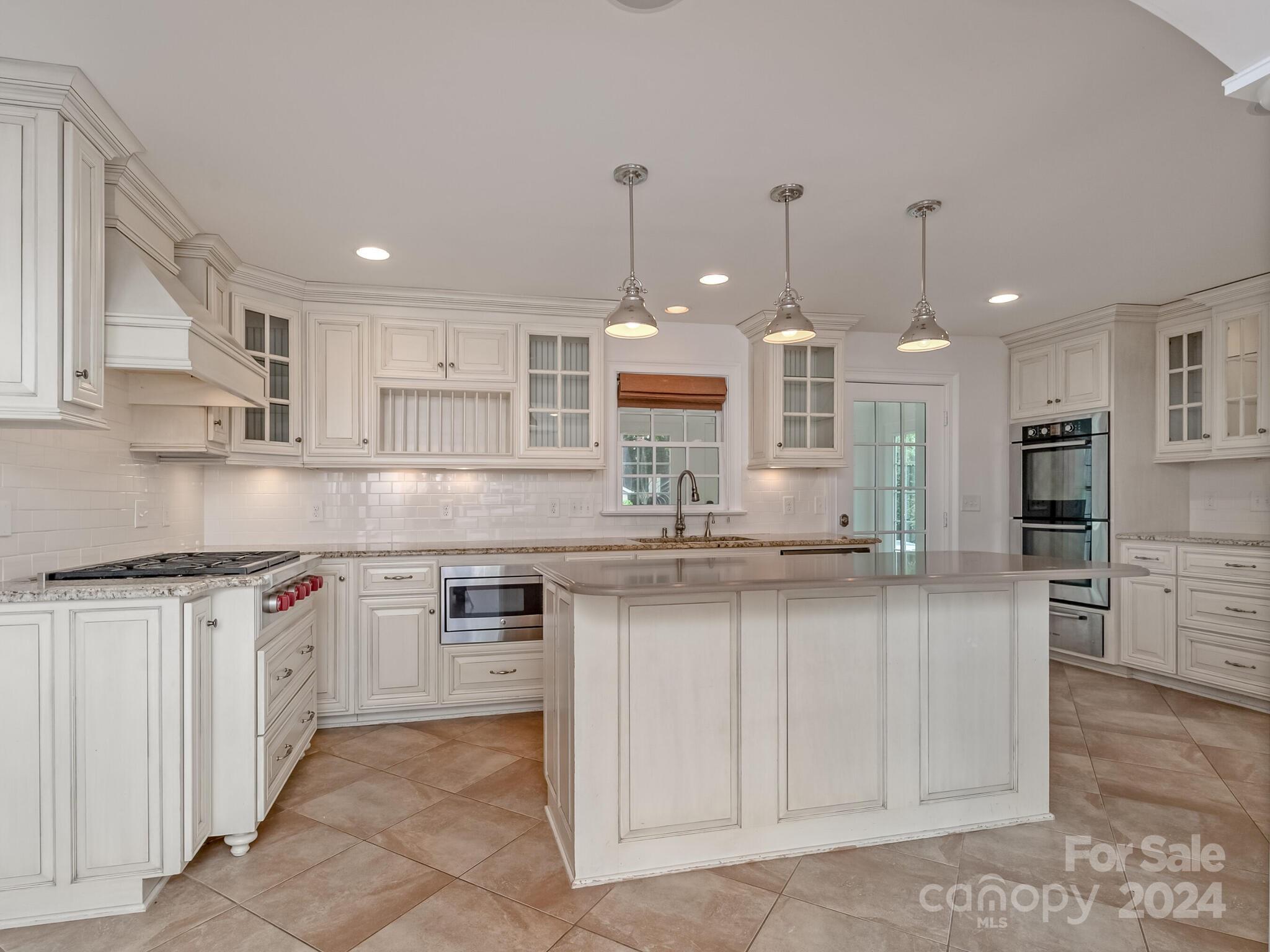 1232 Providence Road Charlotte, NC 28207 - Photo 7 of 37 Gallery Image 7