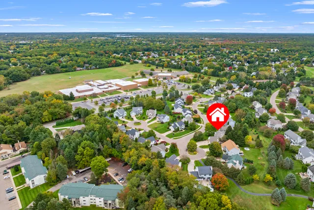 $529,900 | 7236 Hampstead Lane, Portage, MI 49024