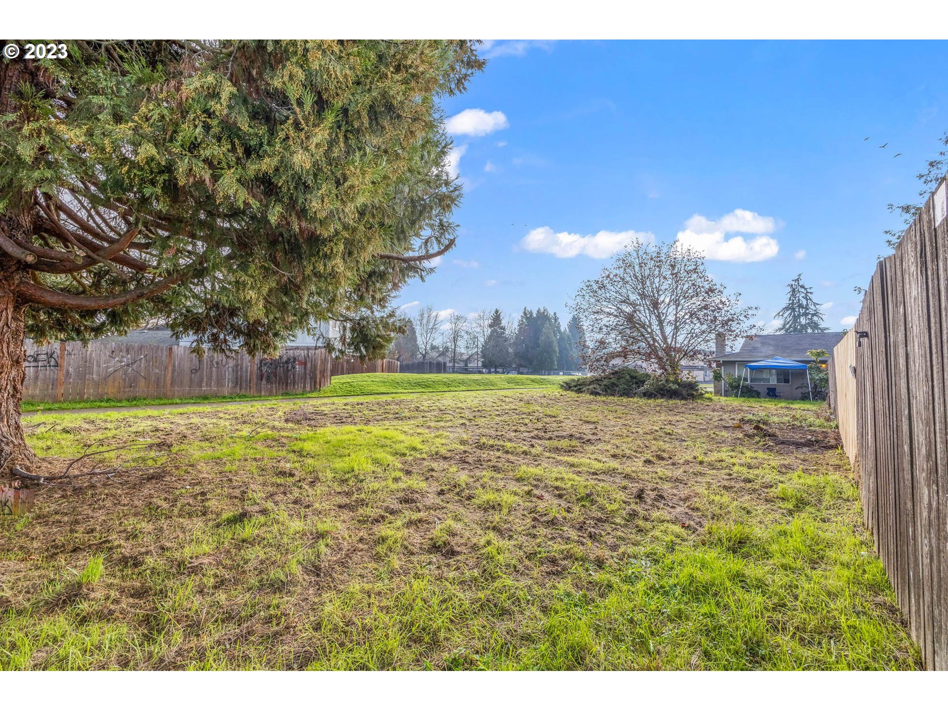 993 North Cloverleaf Loop Springfield, OR 97477 - Photo 7 of 13 Gallery Image 7