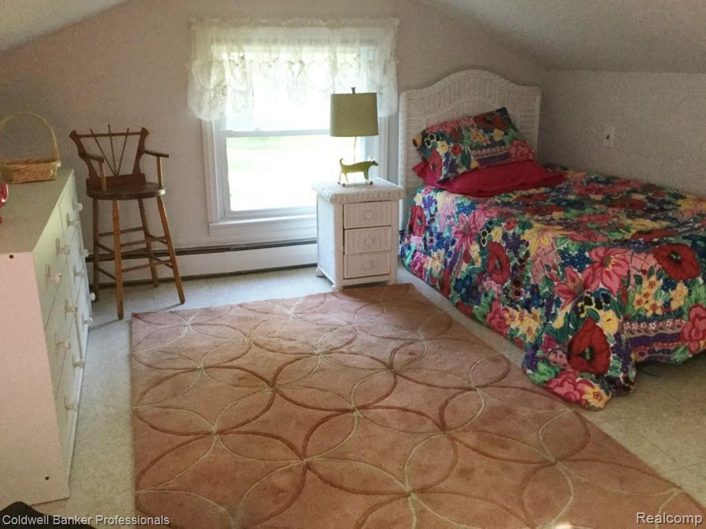 25451 Farmbrook Road Southfield, MI 48034 - Photo 26 of 29 Bonus Room.jpg