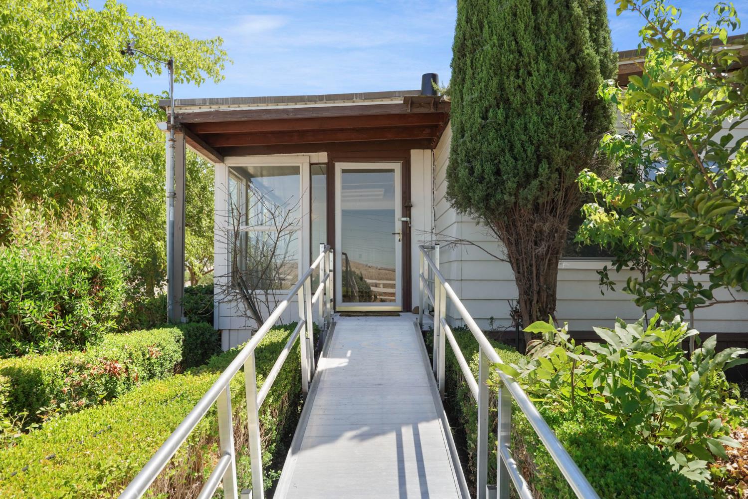 8251 North Waverly Road Linden, CA 95236 - Photo 32 of 89