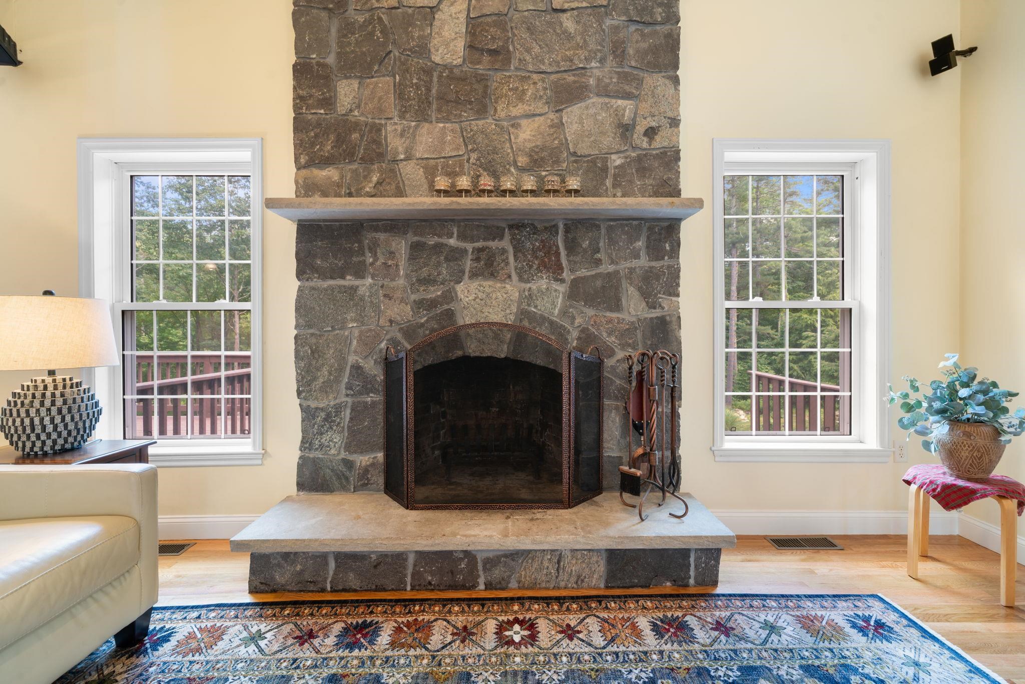 84 Searles Road Windham, NH 03087 - Photo 15 of 54