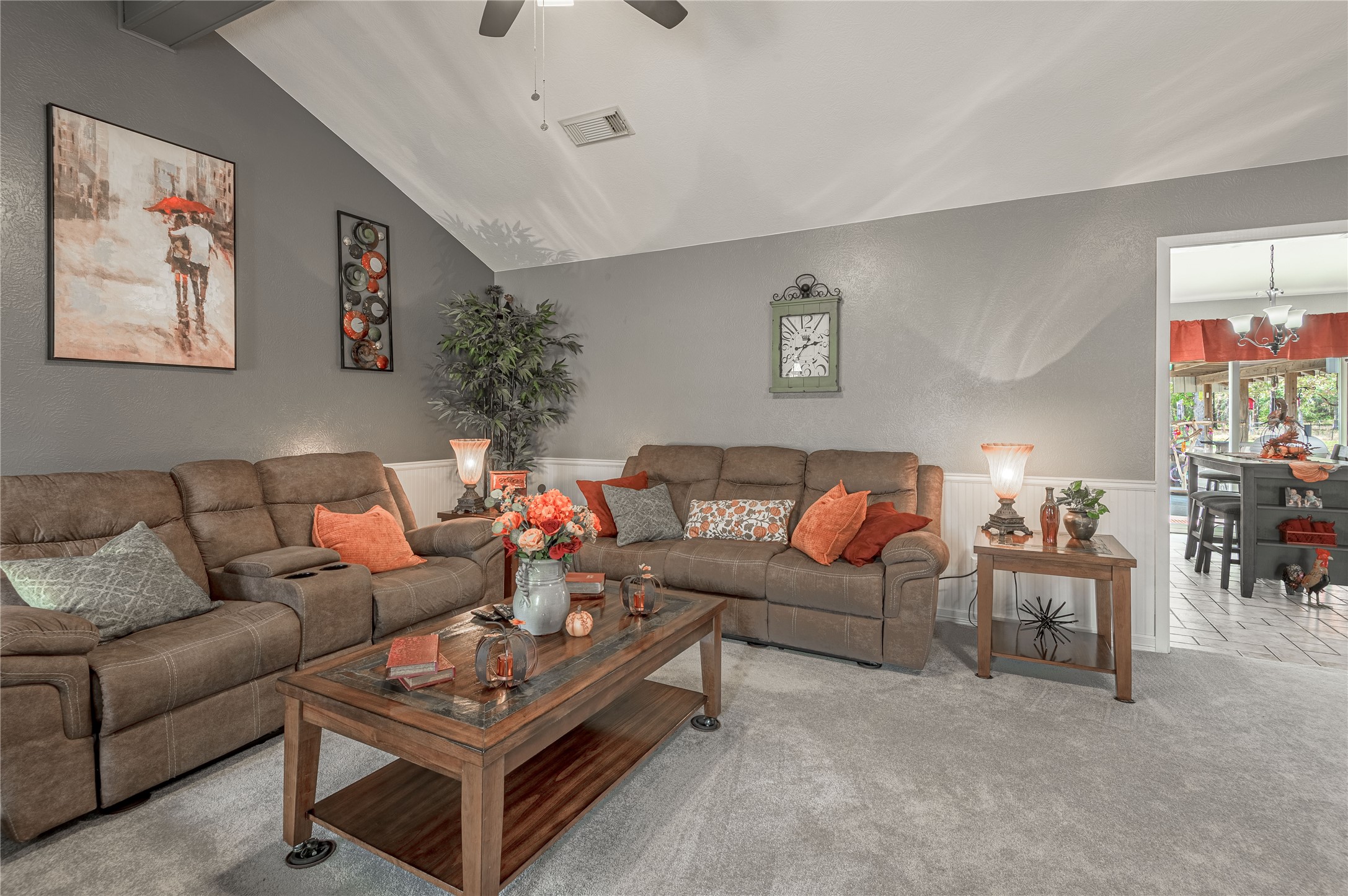 70 William Thomas Road Huntsville, TX 77320 - Photo 6 of 50 a living room with furniture a lamp and a window