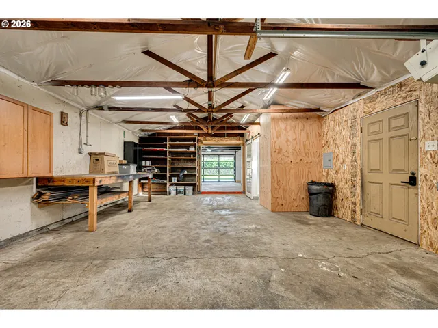 a view of a livingroom with furniture