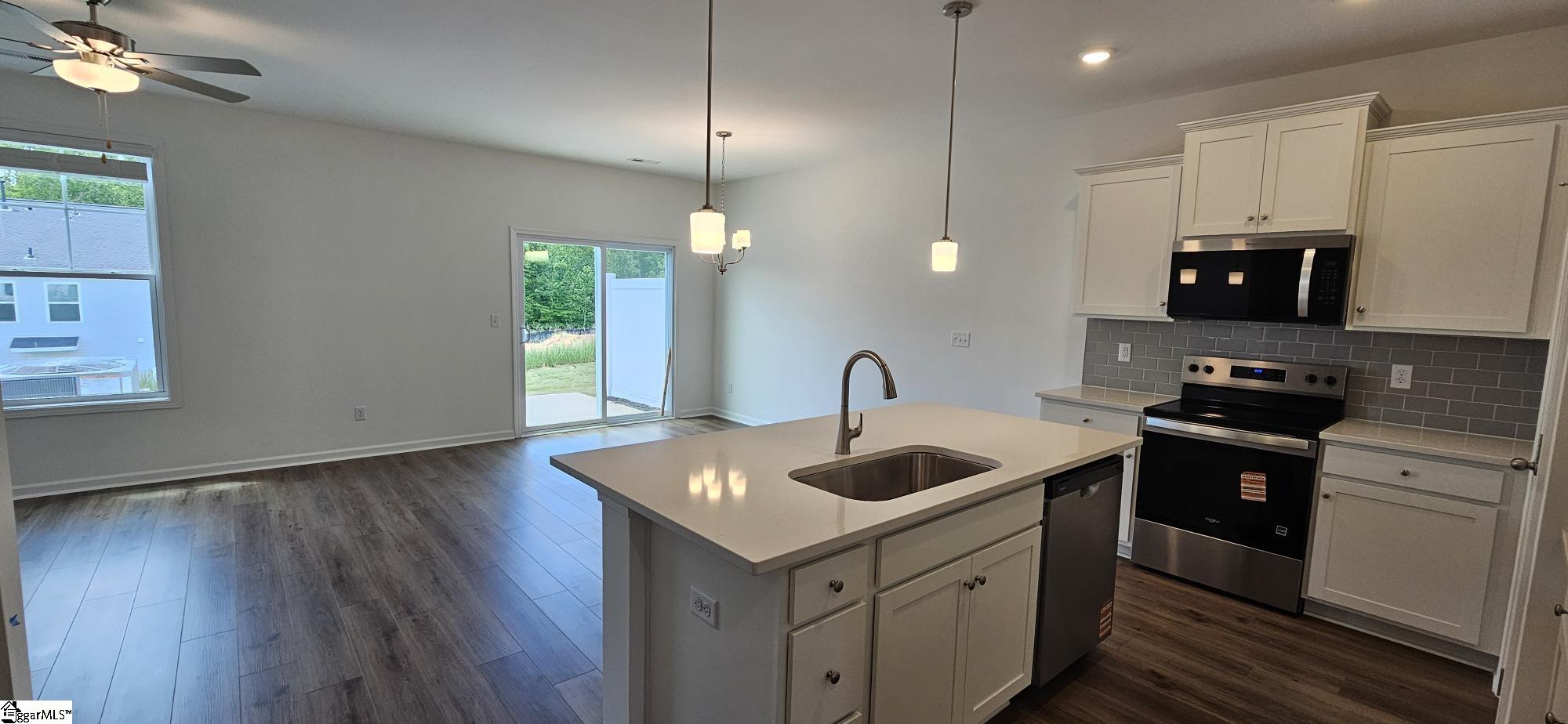 409 Belgrove Way Easley, SC 29640 - Photo 4 of 15