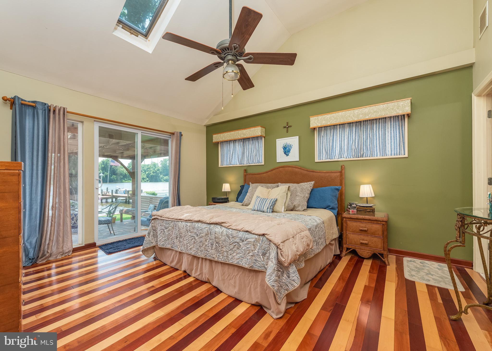 8003 Shore Road Baltimore, MD 21222 - Photo 15 of 46