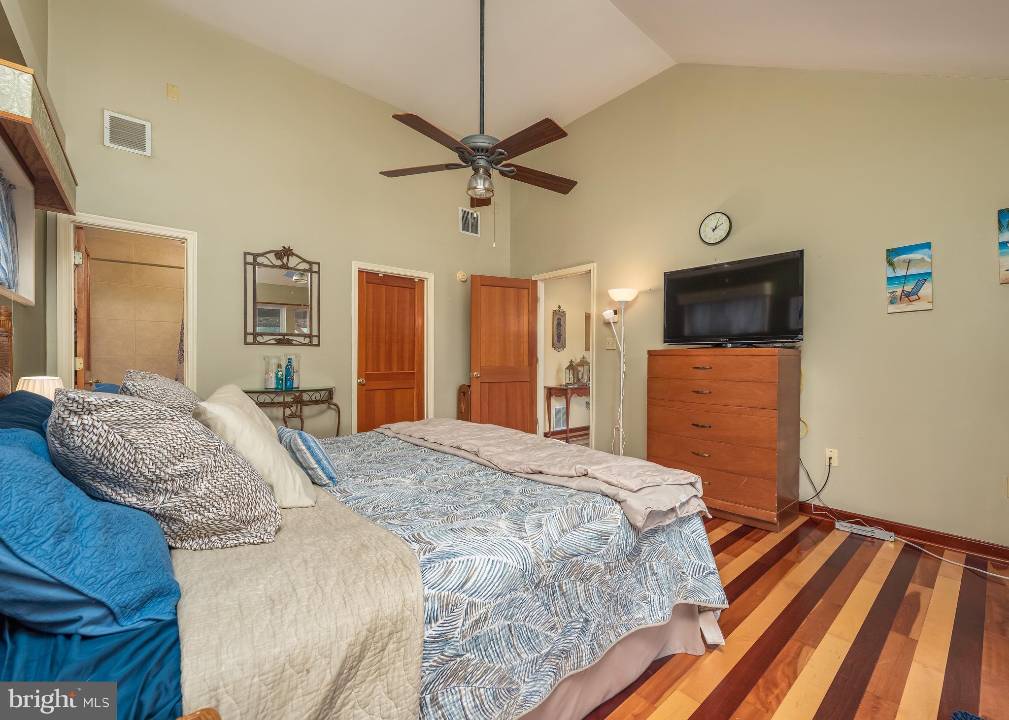 8003 Shore Road Baltimore, MD 21222 - Photo 16 of 46