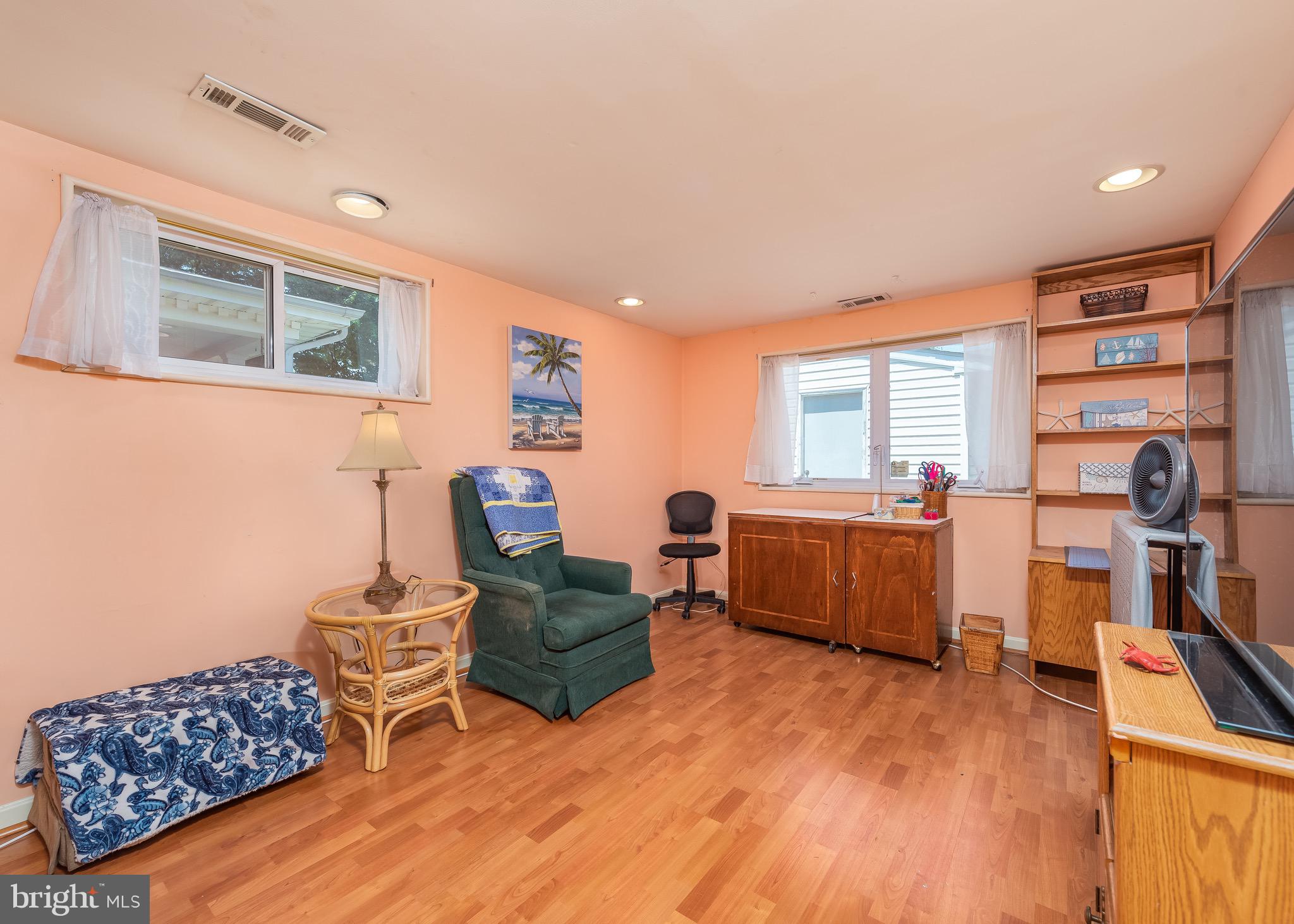 8003 Shore Road Baltimore, MD 21222 - Photo 21 of 46
