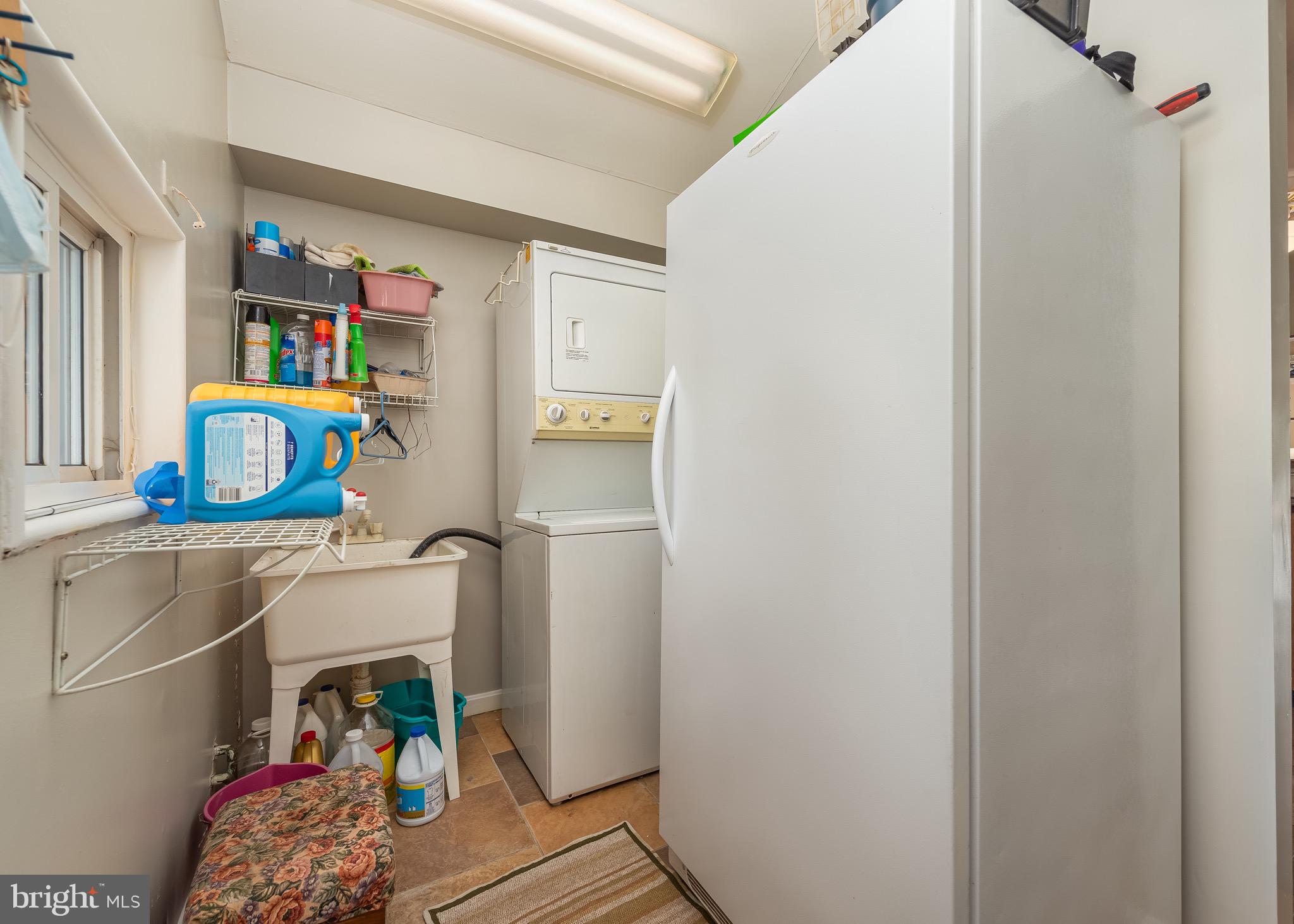8003 Shore Road Baltimore, MD 21222 - Photo 24 of 46