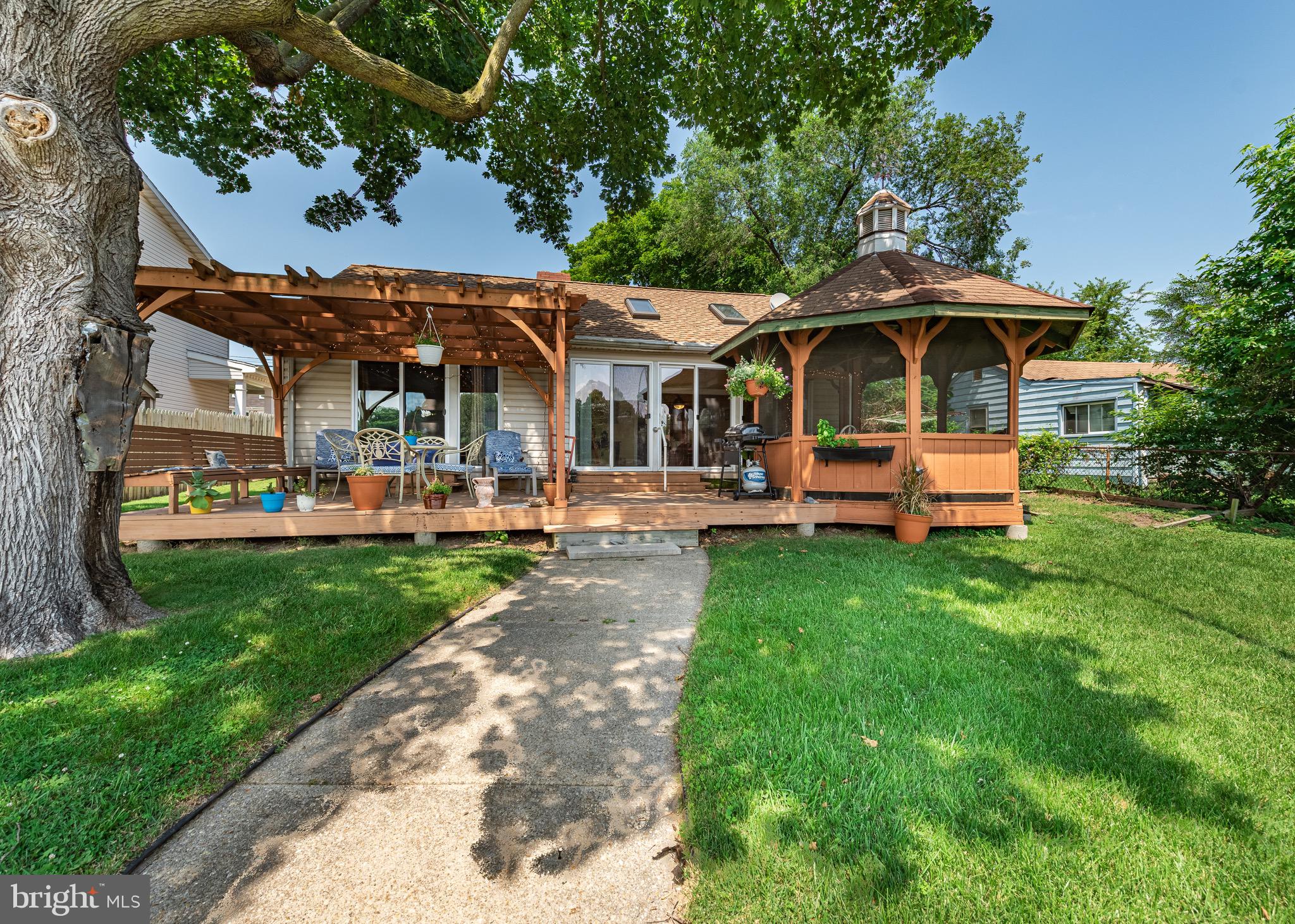 8003 Shore Road Baltimore, MD 21222 - Photo 30 of 46