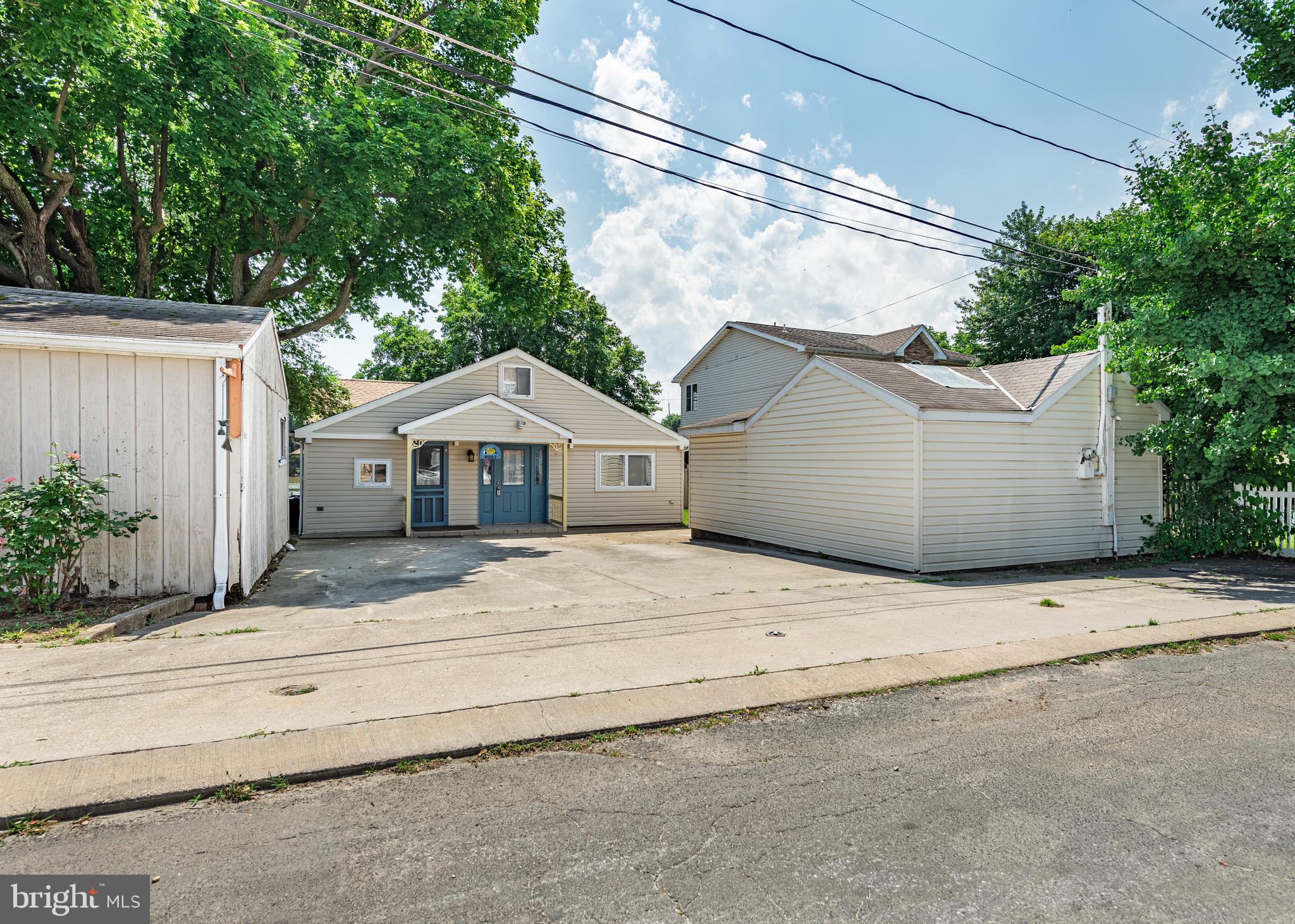 8003 Shore Road Baltimore, MD 21222 - Photo 39 of 46