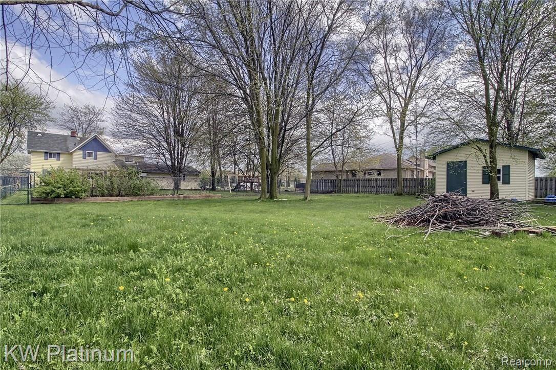 53565 County Line Road New Baltimore, MI 48047 - Photo 35 of 35 Backyard.jpg