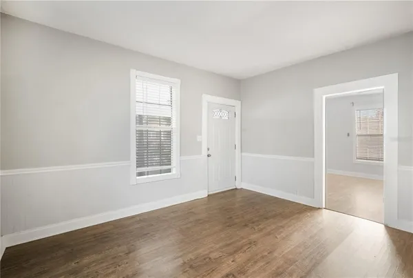 $1,695 | 1211 East 17th Avenue, Tampa, FL 33605