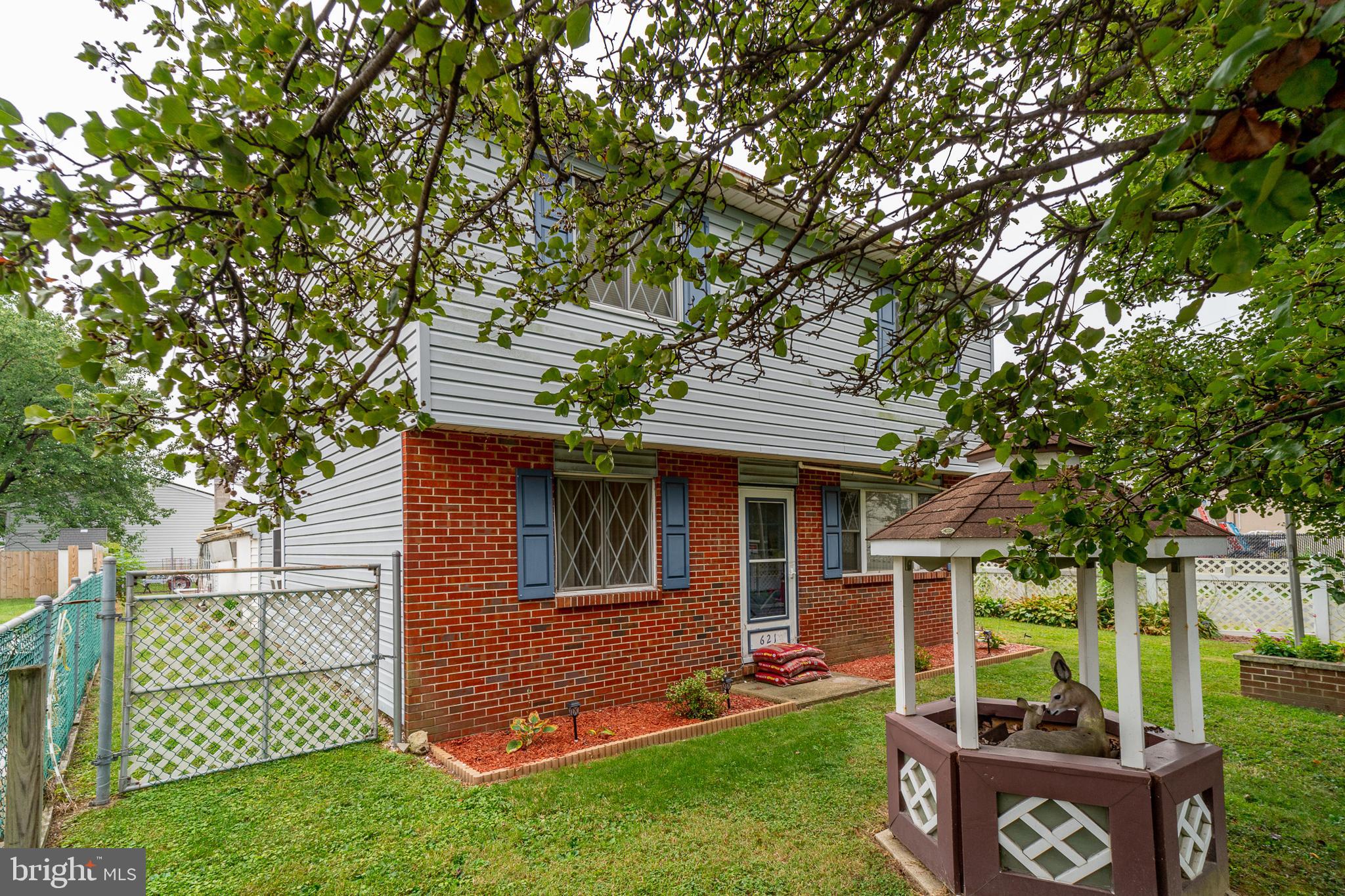621 Fernhill Road Clearwater Beach, MD 21226 - Photo 2 of 27