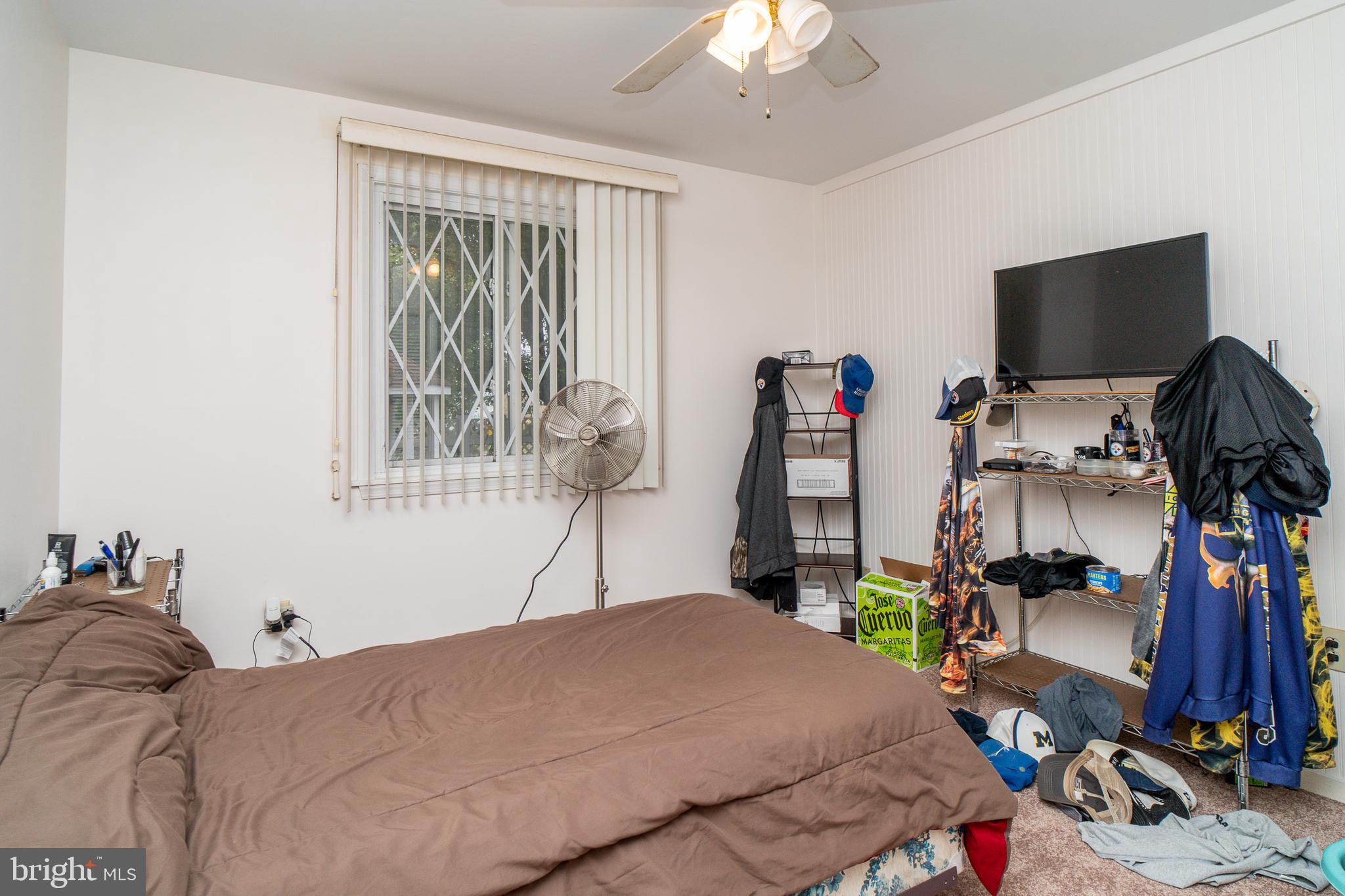 621 Fernhill Road Clearwater Beach, MD 21226 - Photo 18 of 27 Lower Bedroom 2