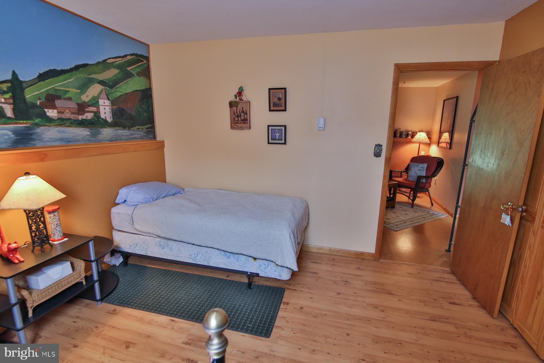 496 Georgetown Road Nazareth, PA 18064 - Photo 23 of 46