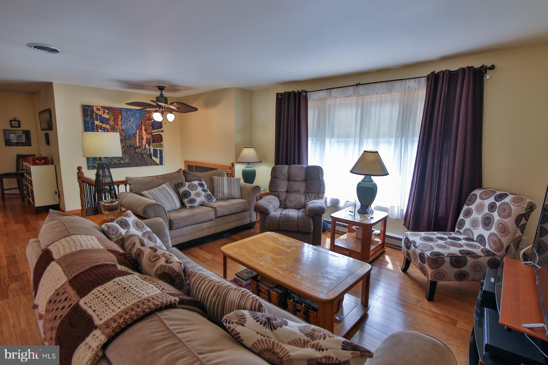 496 Georgetown Road Nazareth, PA 18064 - Photo 4 of 46