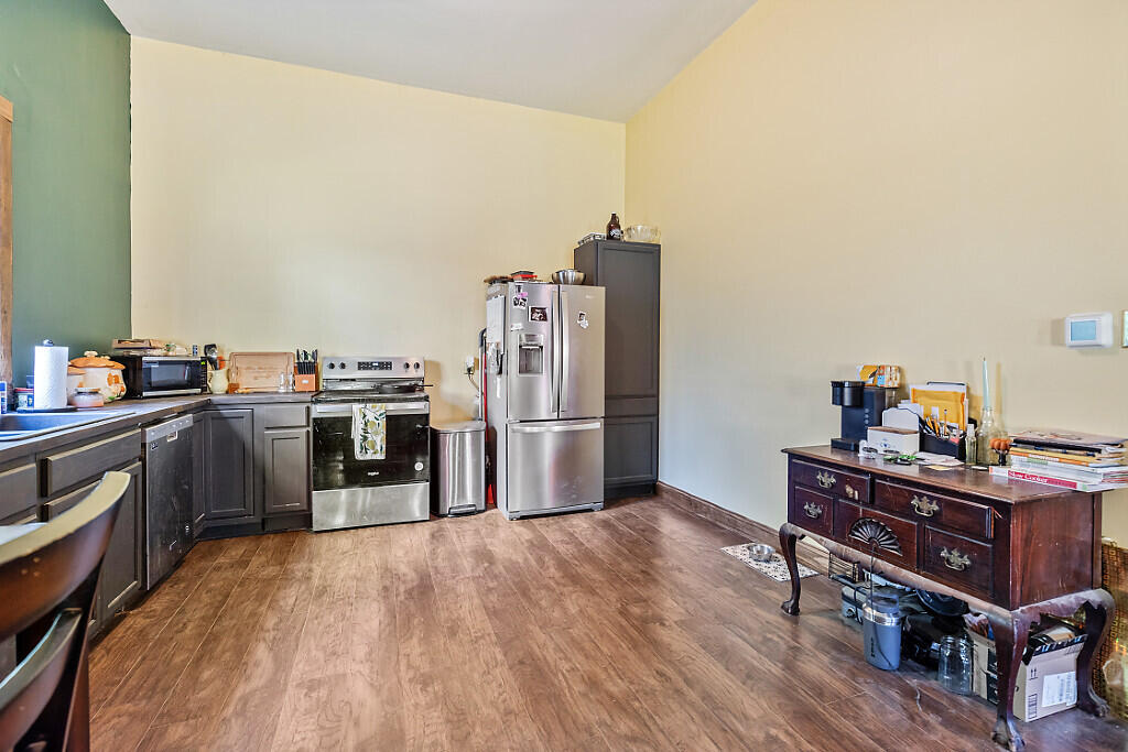 10 Maxim Street Madison, ME 04950 - Photo 26 of 51 30_BP5A0976_DxO_mls