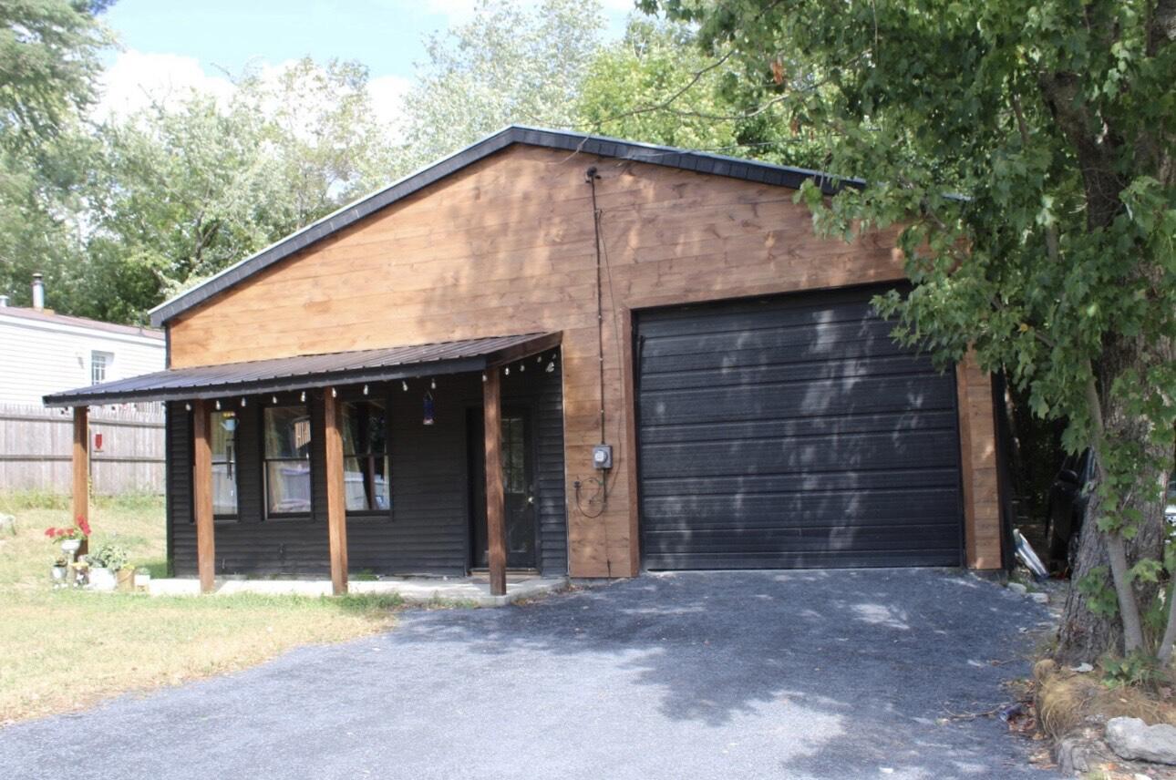 10 Maxim Street Madison, ME 04950 - Photo 3 of 51 10 Maxim Rd pic 1