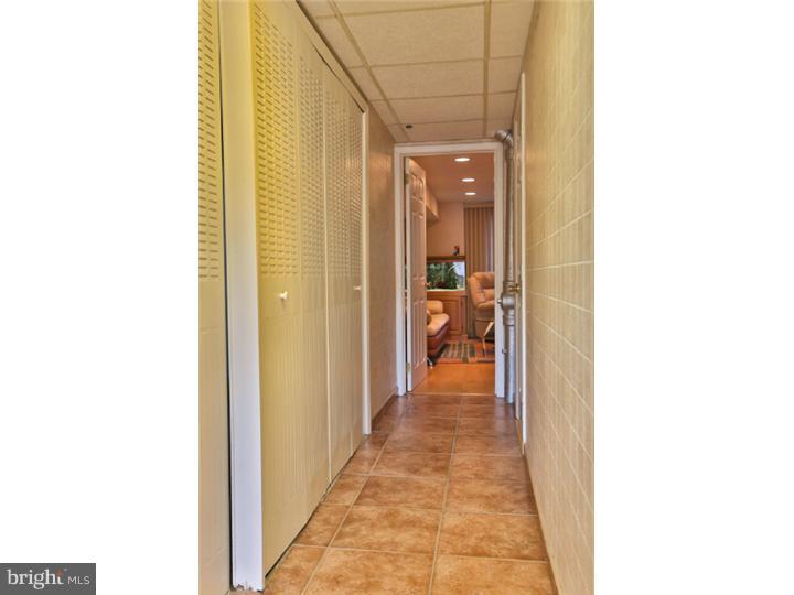 825 Selmer Road Philadelphia, PA 19116 - Photo 24 of 25 Walk-out Basement