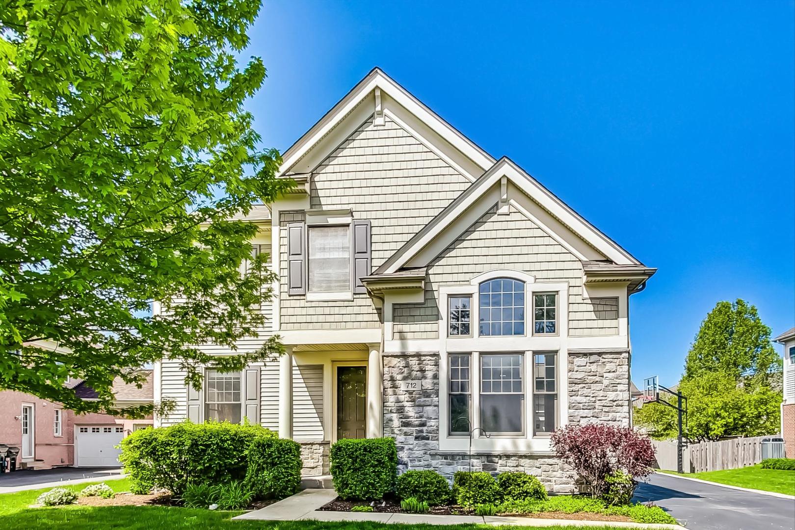 712 Pfingsten Road Glenview, IL 60025 - Photo 1 of 29 Gallery Image 1