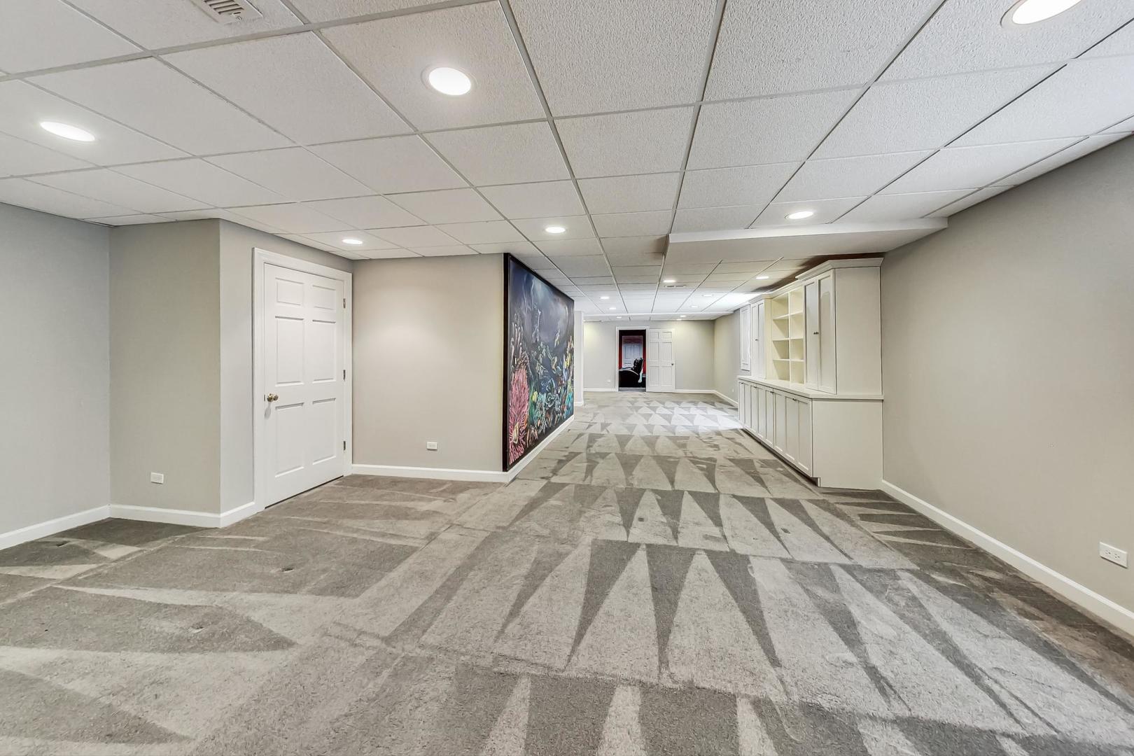712 Pfingsten Road Glenview, IL 60025 - Photo 20 of 29 Gallery Image 20