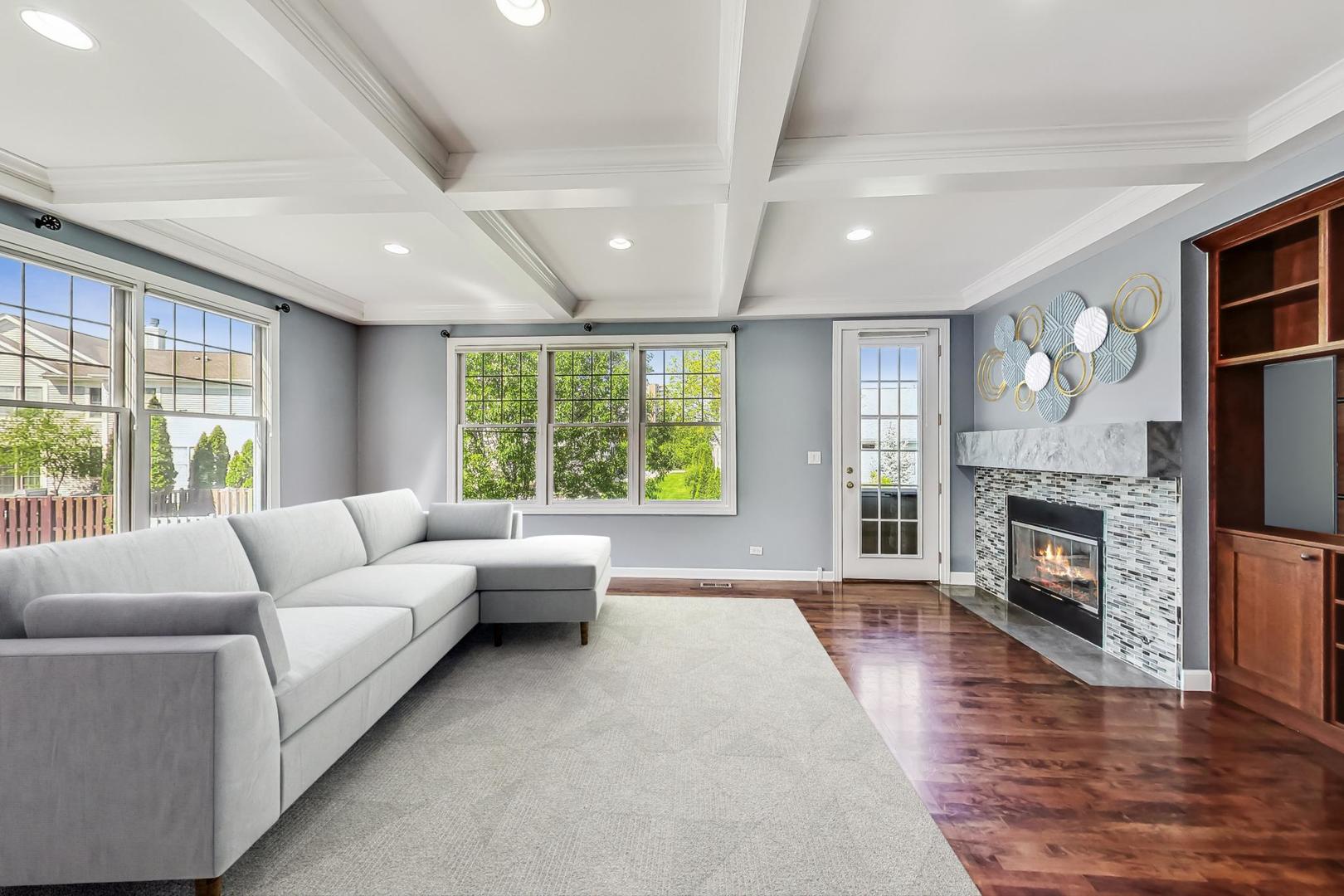 712 Pfingsten Road Glenview, IL 60025 - Photo 9 of 29 Gallery Image 9